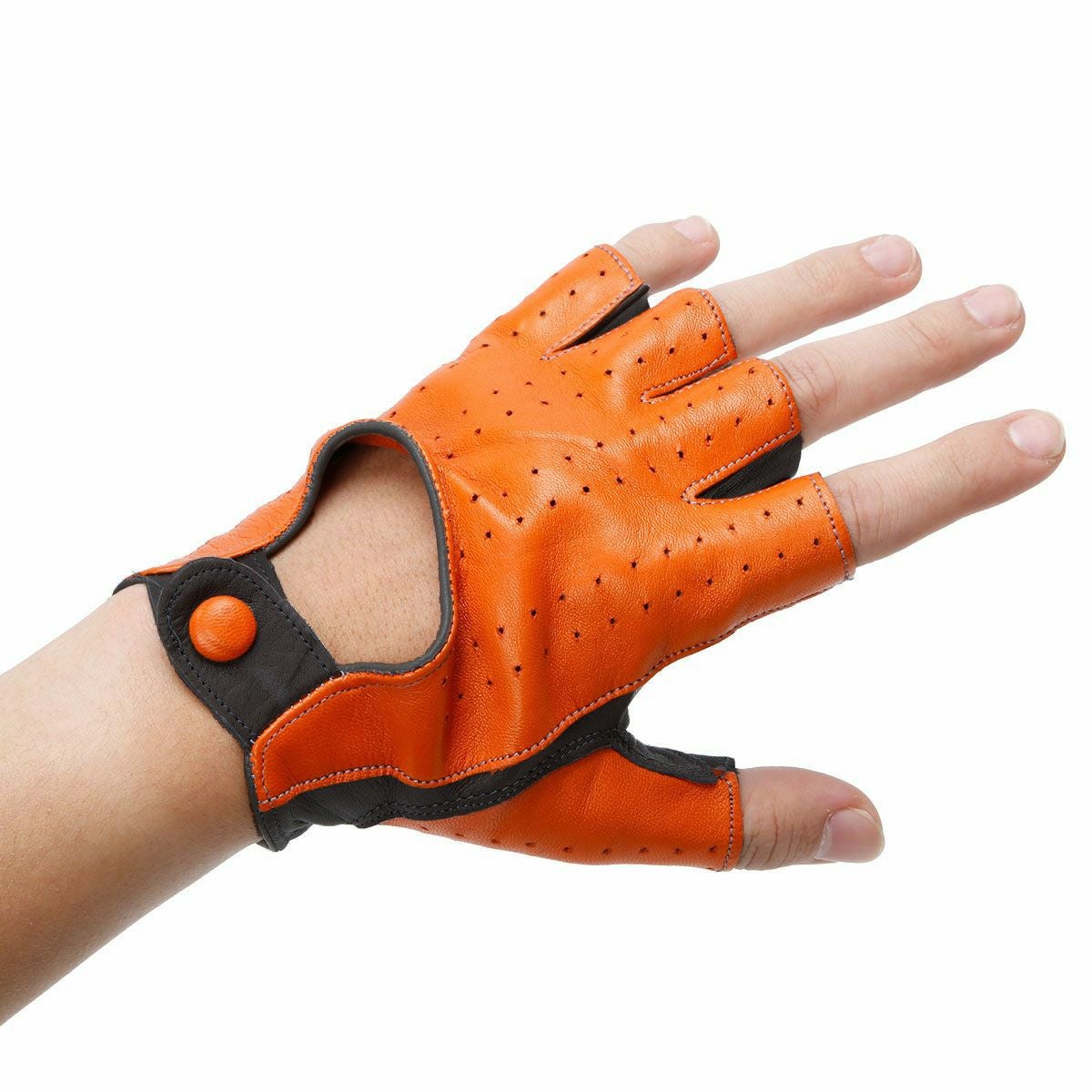 Motorimoda｜ビコローレ ドライビンググローブ｜ハーフ｜オレンジ×チャコールグレー｜モデル着用