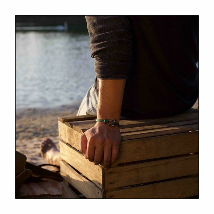 MOHA｜イグアス （メンズ）｜アクセサリー｜IGUAZU｜モデル着用