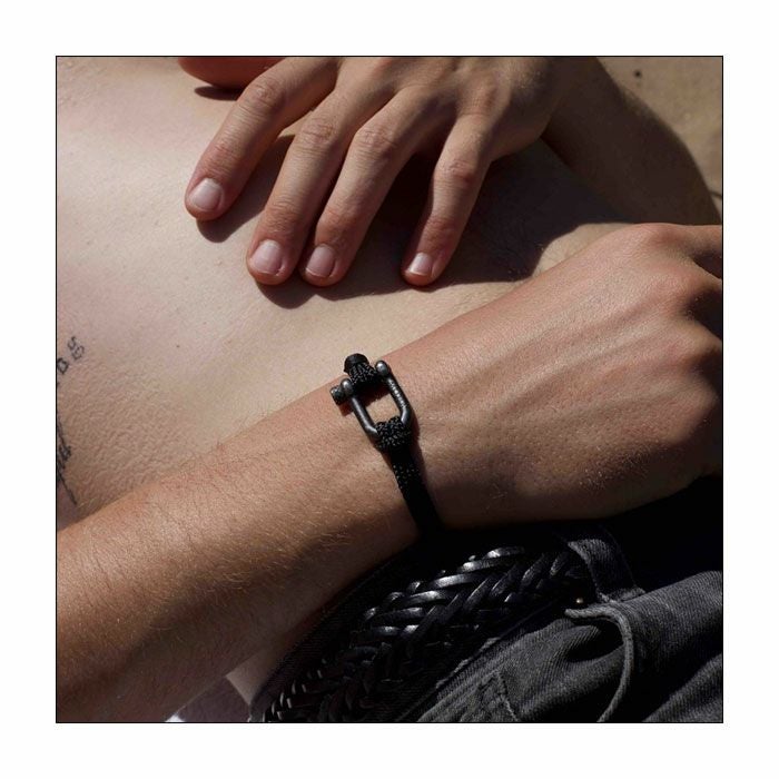 MOHA｜ケラマス （メンズ）｜アクセサリー｜KERAMAS｜モデル着用