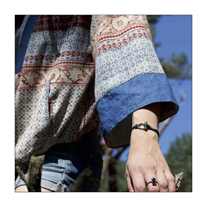 MOHA｜イグアス （レディース）｜アクセサリー｜IGUAZU｜モデル着用