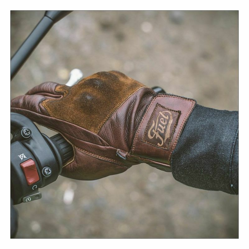 Fuel Motorcycles｜ロデオ グローブ｜3シーズン｜ブラウン｜モデル着用