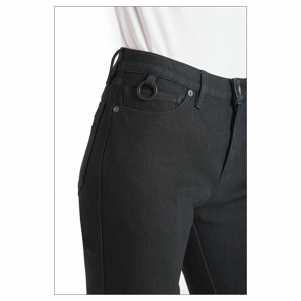 PANDO MOTO｜キッサキ DYN 01｜デニム｜ブラック｜モデル着用