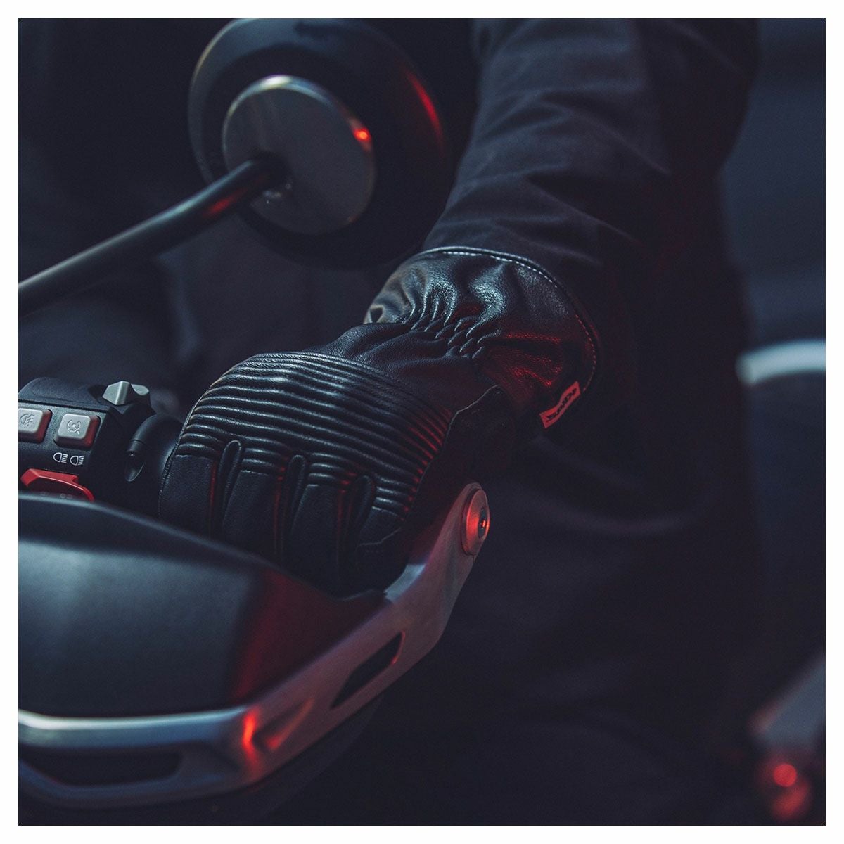 SPIDI｜デルタ グローブ｜ウィンター｜モデル着用