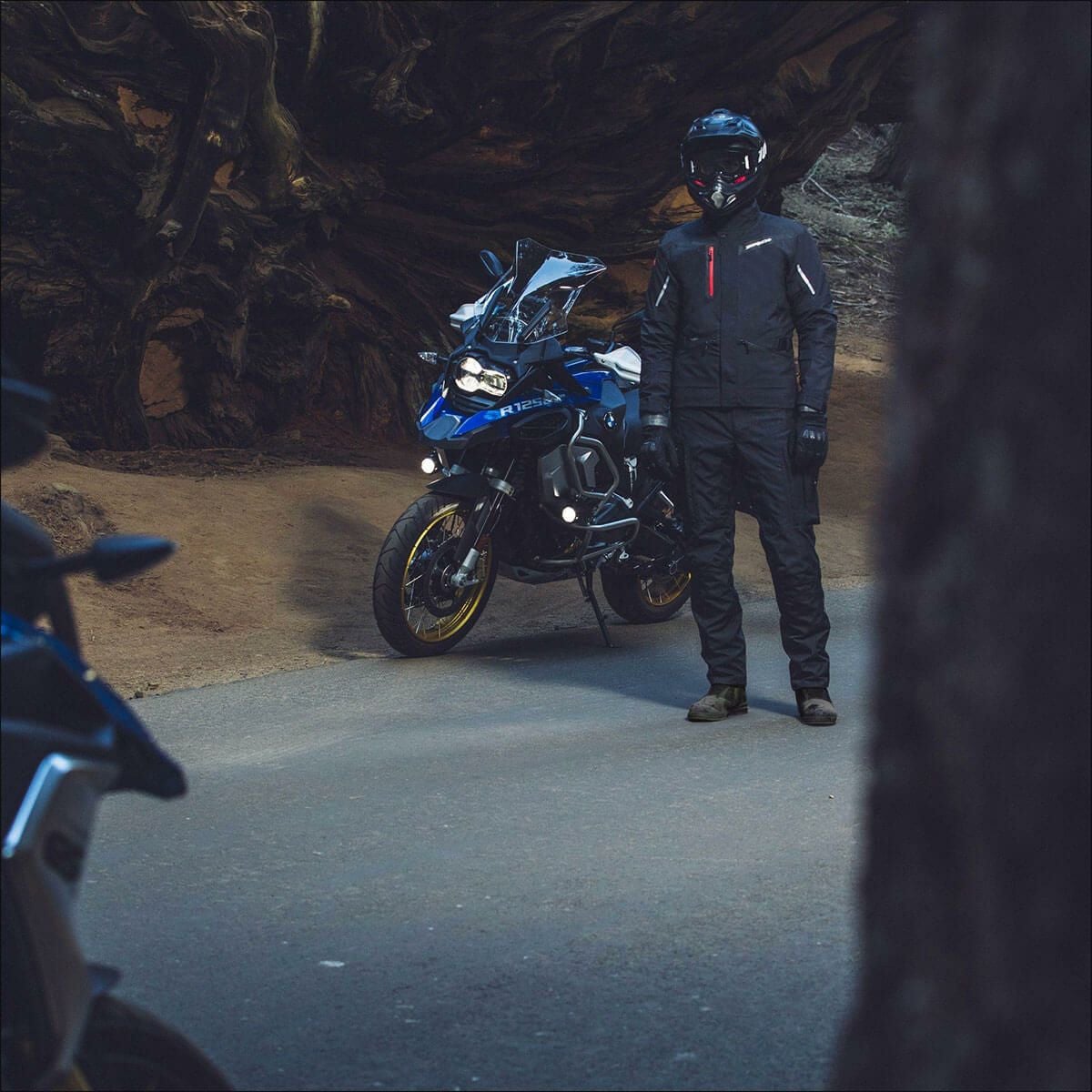 SPIDI｜ミッション-T シールド ジャケット｜ファブリック｜ブラック｜モデル着用