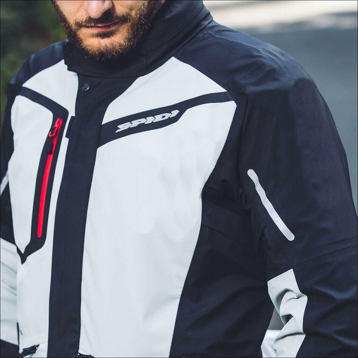 SPIDI｜ミッション-T シールド ジャケット｜ファブリック｜ブラック×アイス｜モデル着用