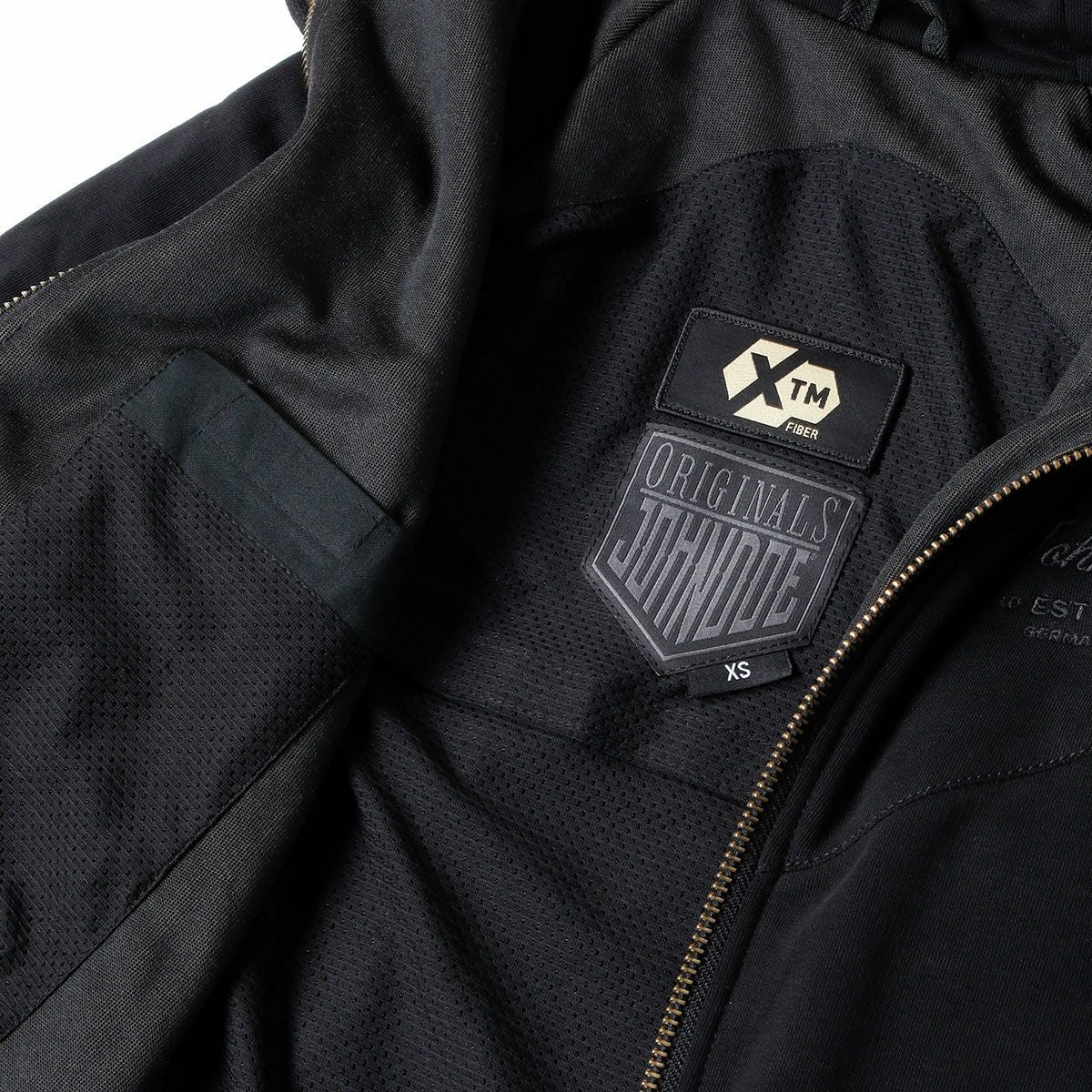 John Doe｜XTM フーディー V2｜ファブリック｜ブラック