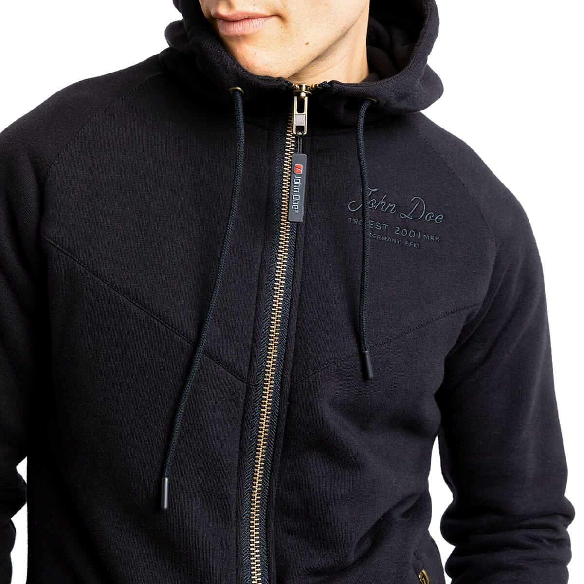 John Doe｜XTM フーディー V2｜ファブリック｜ブラック｜モデル着用