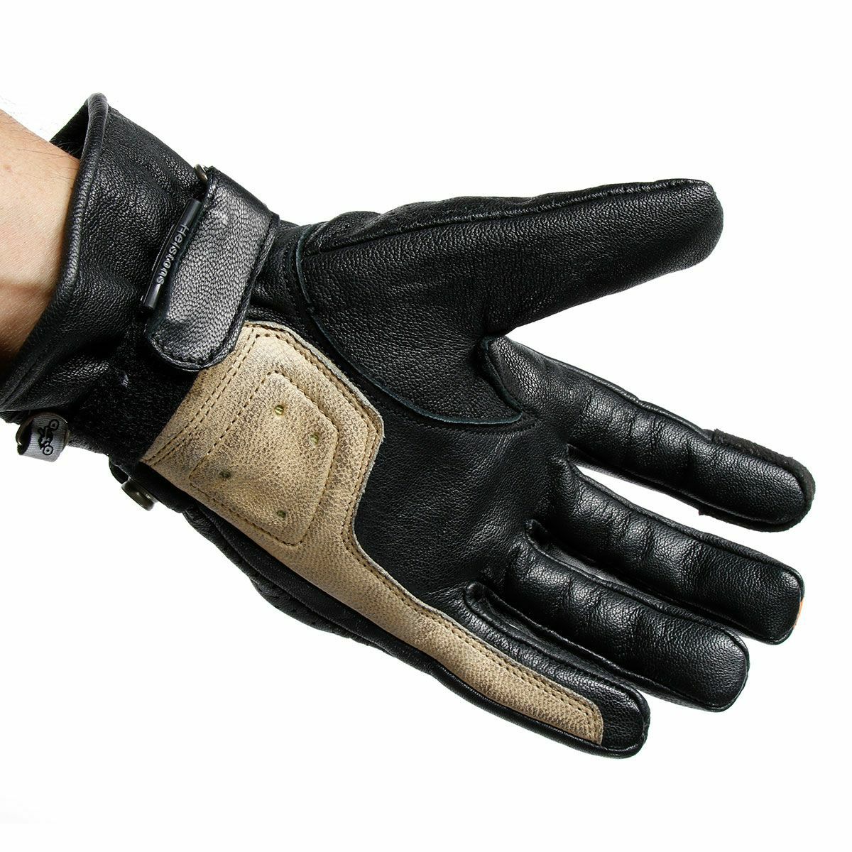 helstons｜イーグル エア グローブ｜サマー｜ブラック×オレンジ×ベージュ｜モデル着用