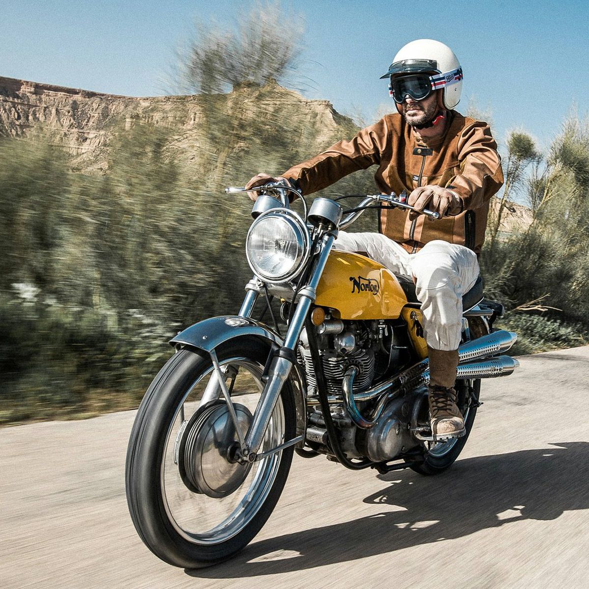 Fuel Motorcycles｜アリゾナ ジャケット｜メッシュ｜タン｜モデル着用