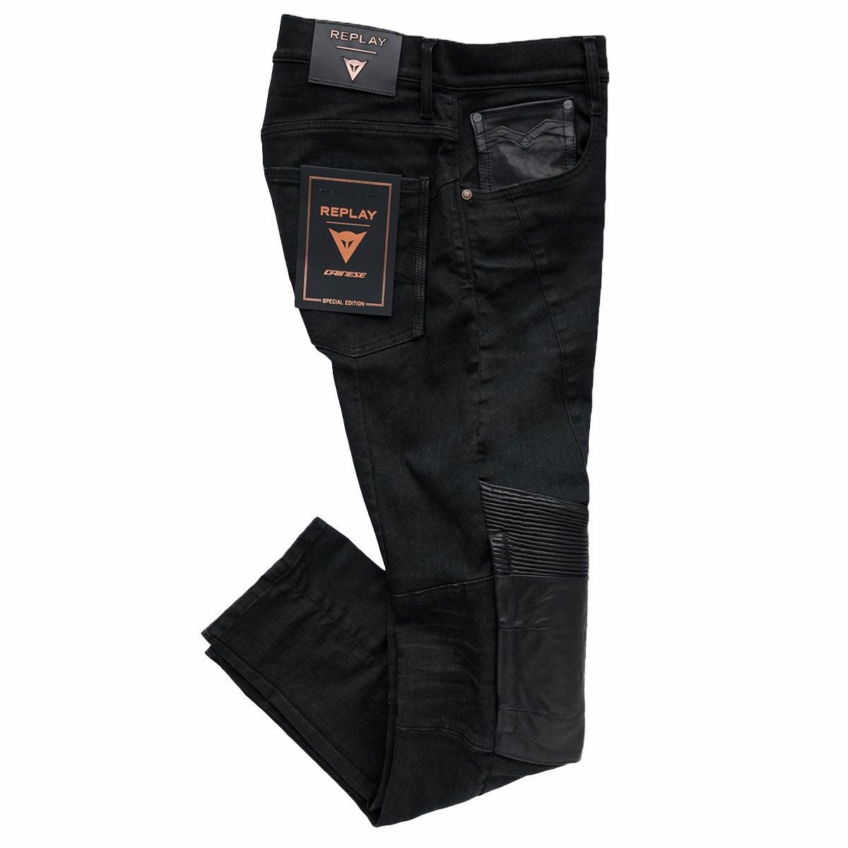 Replay｜REPLAY×DAINESE ハイパーコーデュラ ライディングデニムパンツ｜デニム｜ブラック｜モデル着用