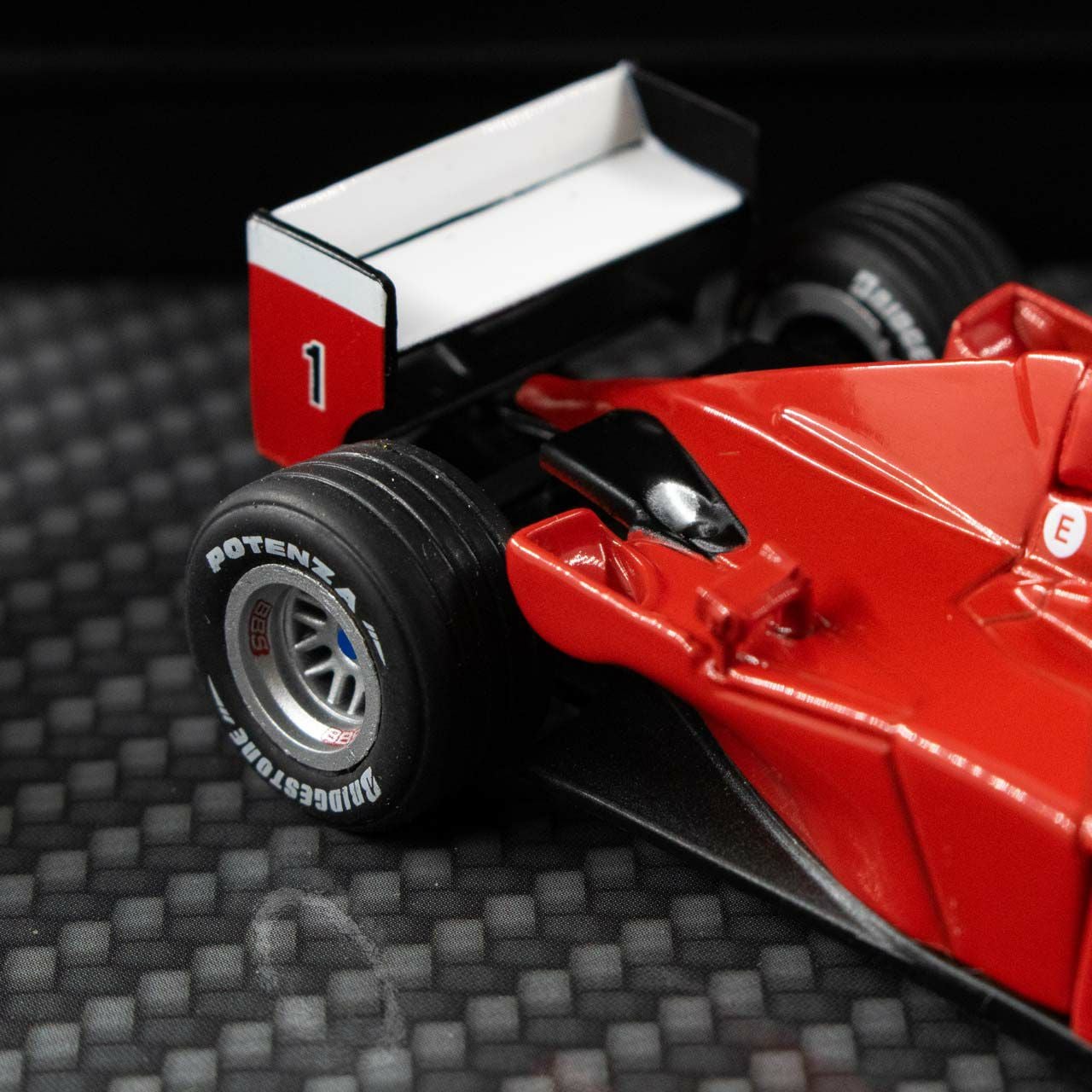 1/43 スケール ミハエル・シューマッハ フェラーリ F2001 イタリアGP
