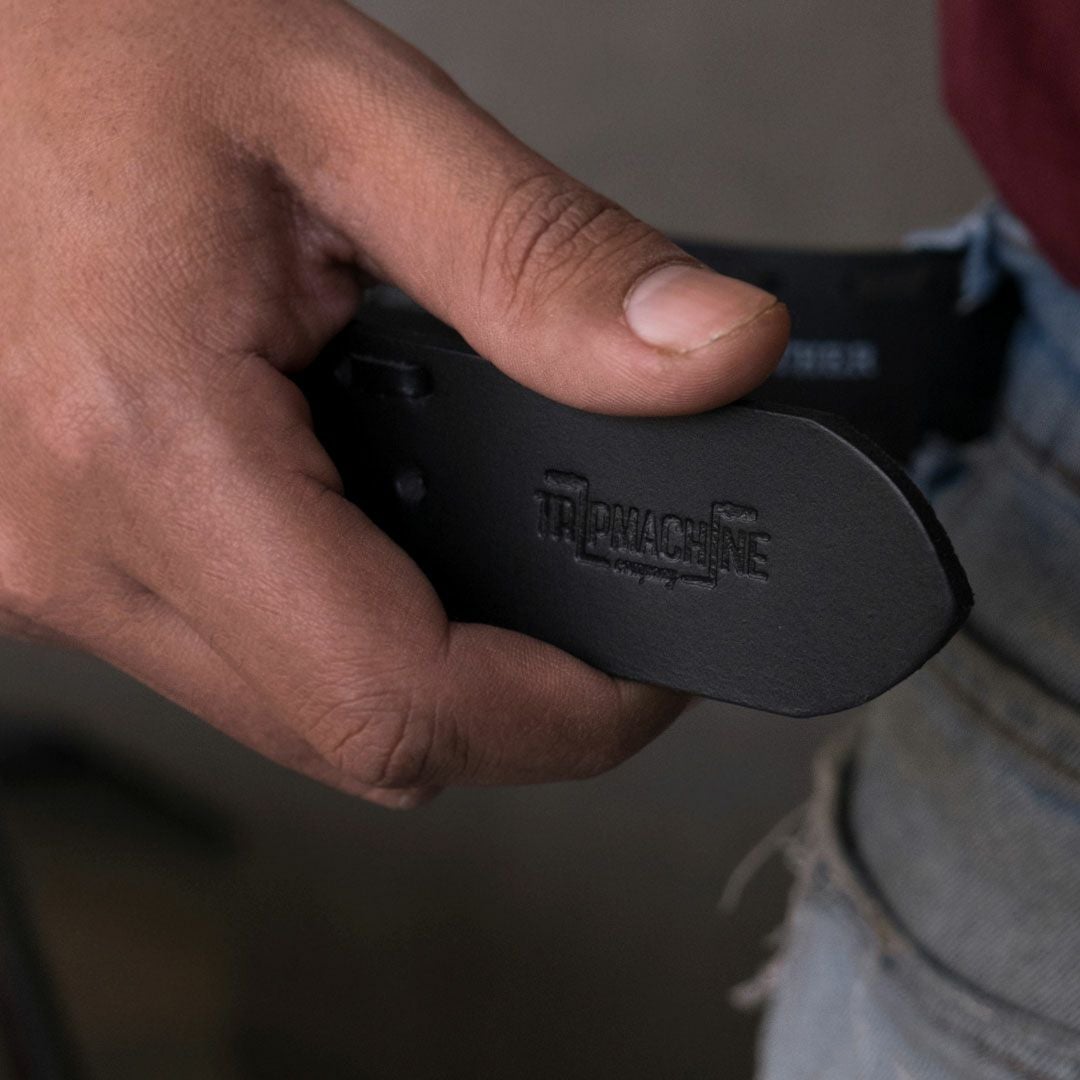 Trip Machine｜ブロンコ ベルト｜クラシックブラック｜モデル着用