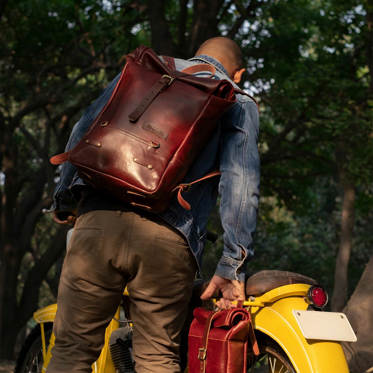 Trip Machine｜バックパック パニア｜チェリーレッド｜使用イメージ