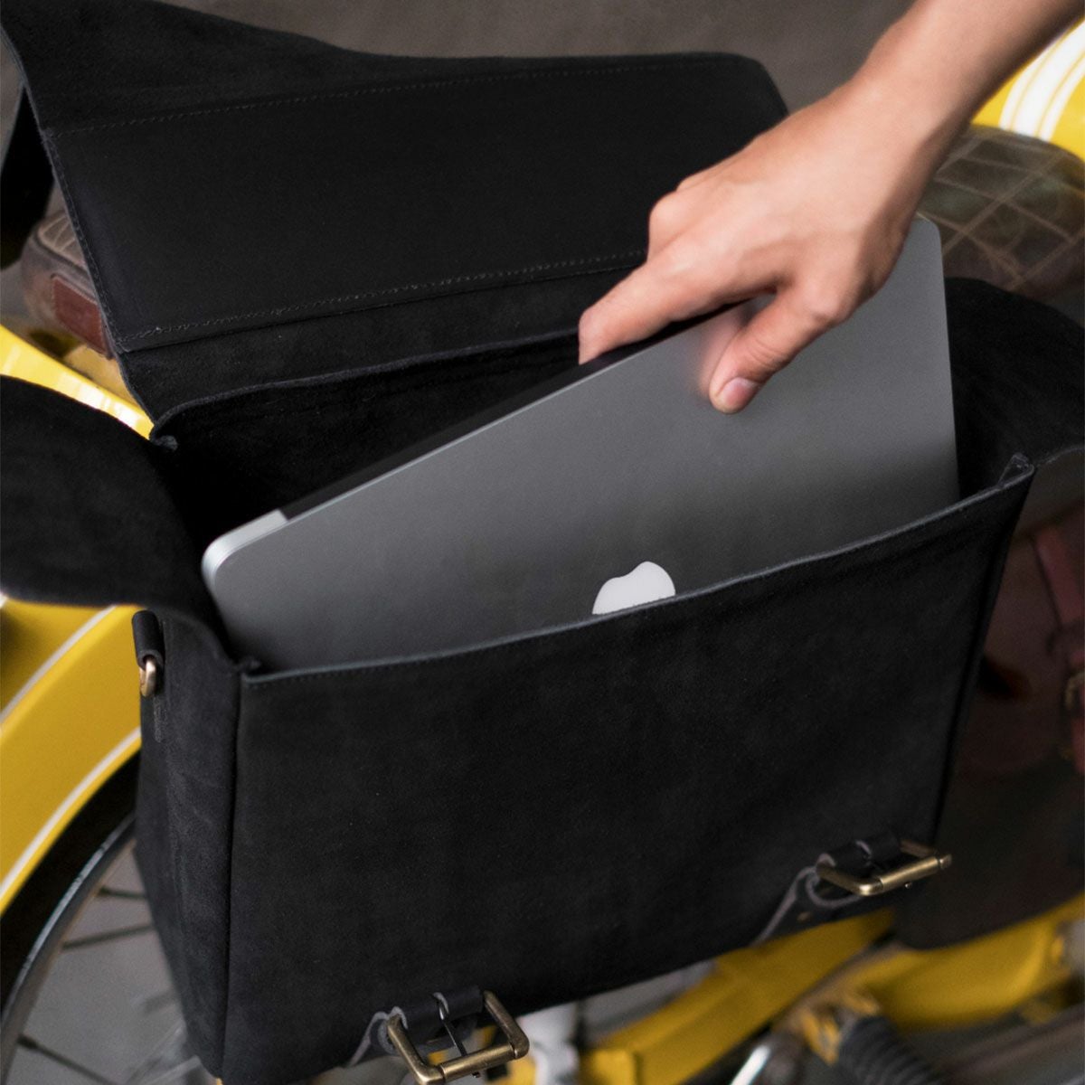 ウォーリアー サドルバッグ 2.0 | モトーリモーダ公式オンラインショップ