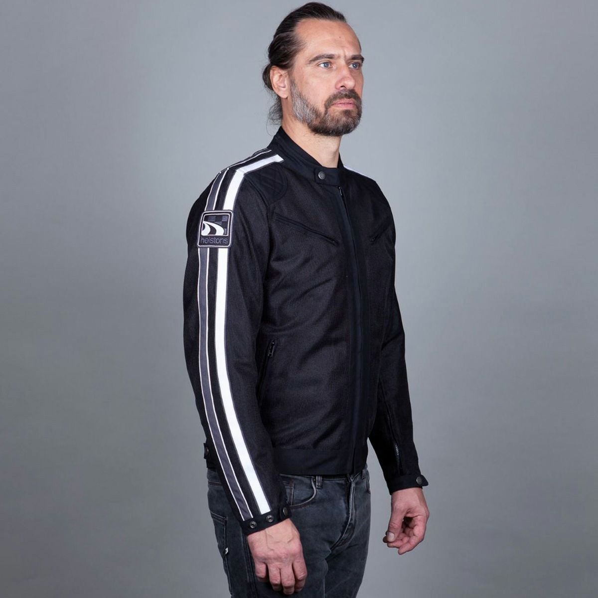 helstons｜ペース メッシュ ジャケット｜アウター｜ブラック｜モデル着用