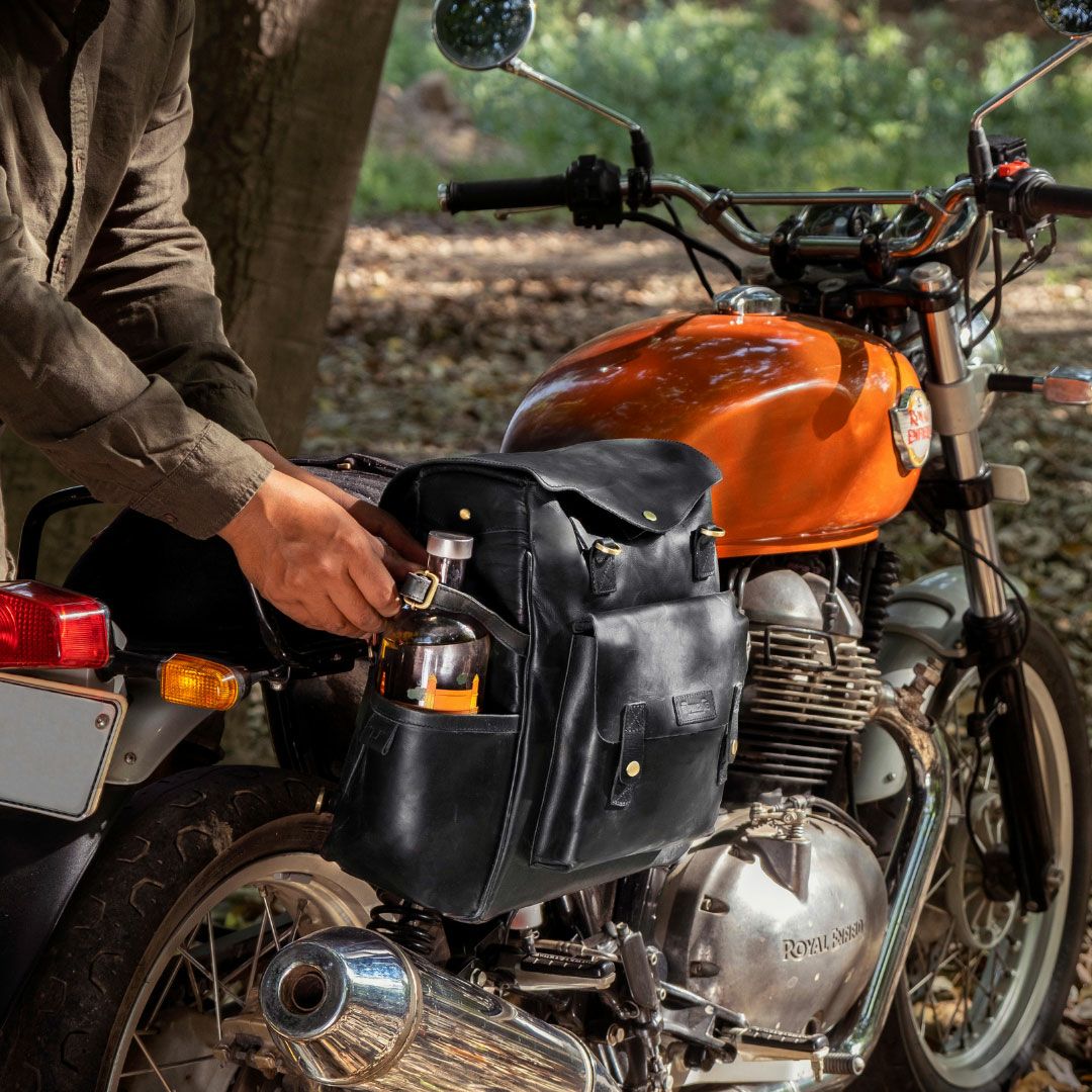 Trip Machine｜アウトランダー サドルバッグ｜バックパック｜ブラック｜使用イメージ