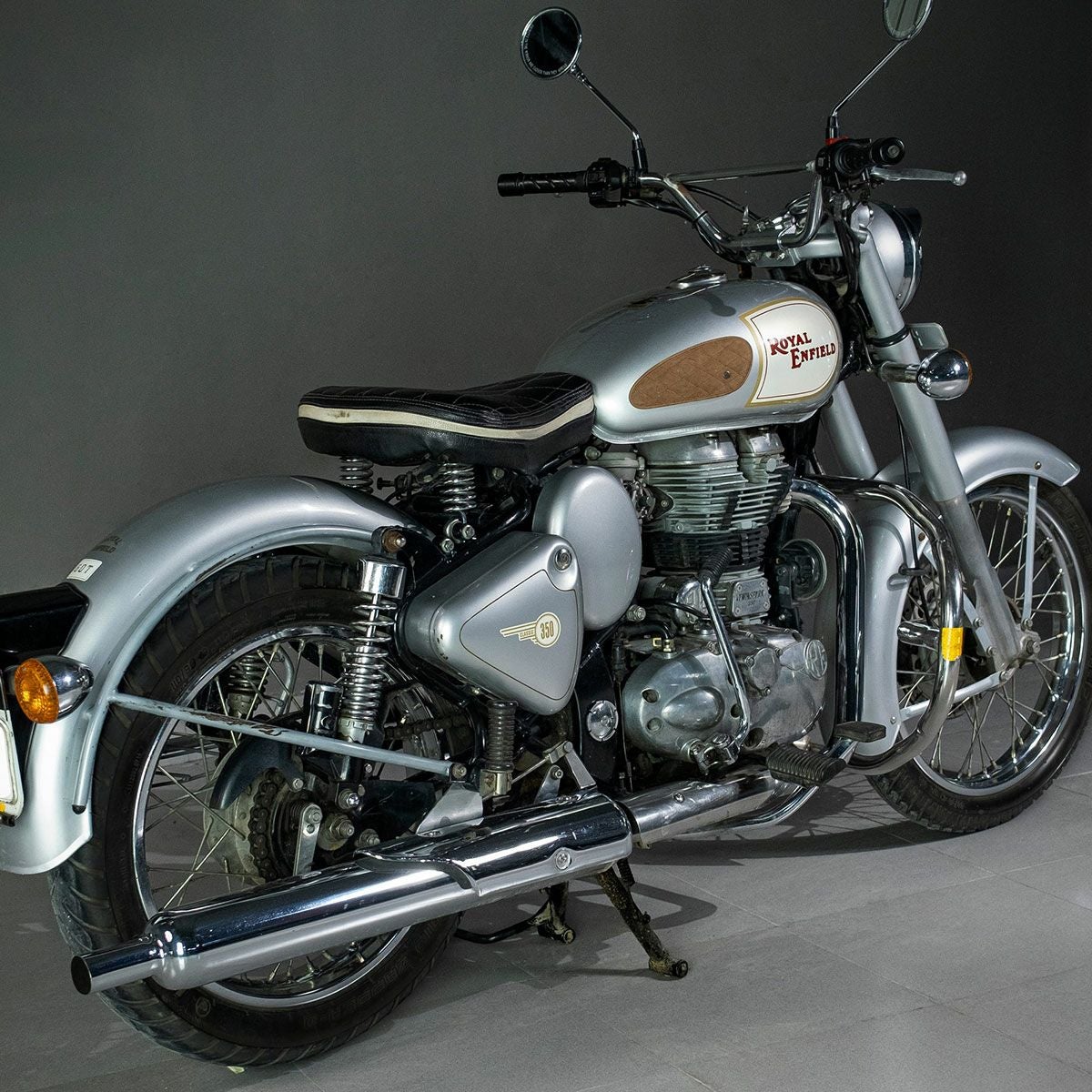 Trip Machine｜タンクパッド ミニ レザー ダイアモンド｜その他雑貨｜タバコ｜使用イメージ