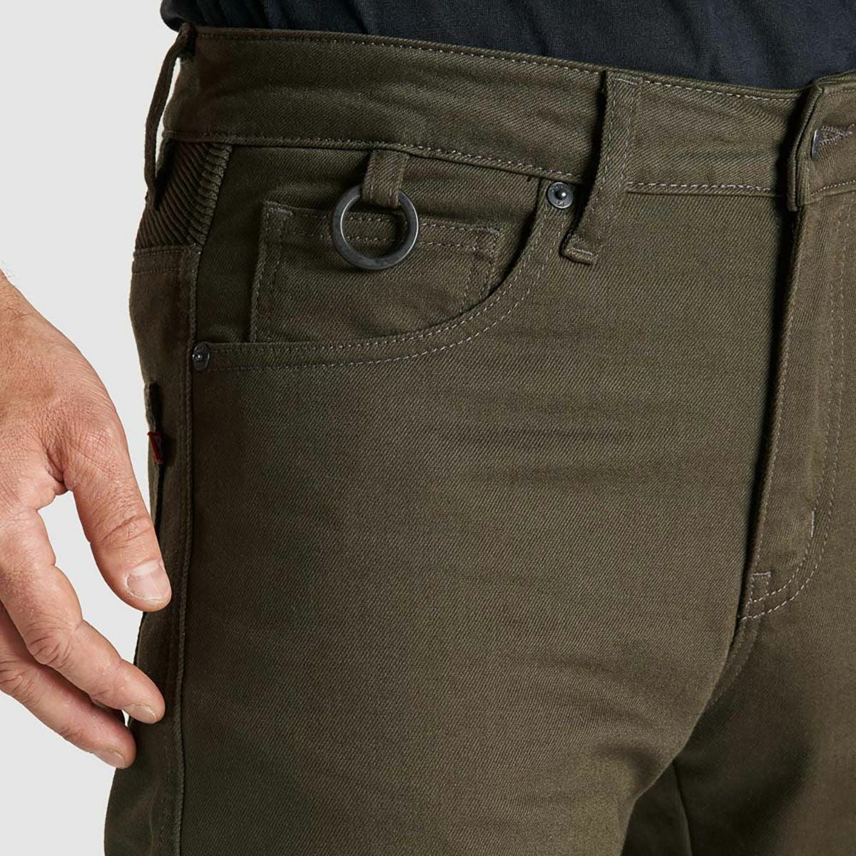 PANDO MOTO｜カール コア 01｜デニム｜カーキ｜モデル着用