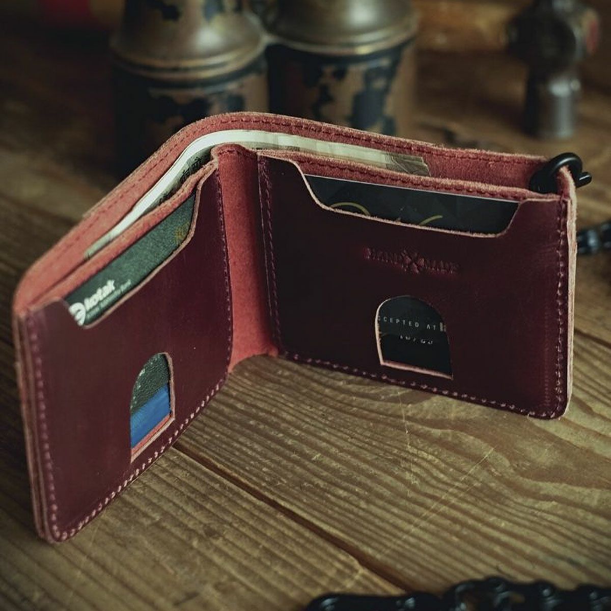 Trip Machine｜ロデオ ウォレット｜財布｜チェリーレッド｜使用イメージ