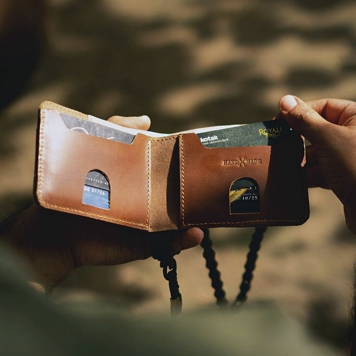 Trip Machine｜ロデオ ウォレット｜財布｜ヴィンテージタン｜使用イメージ