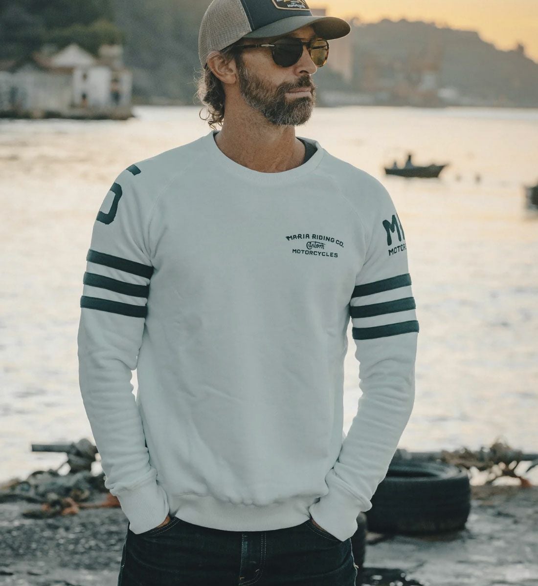 Maria Riding Company｜スペーズ ウィンター スウェットシャツ ホワイト｜スウェット｜ホワイト｜モデル着用