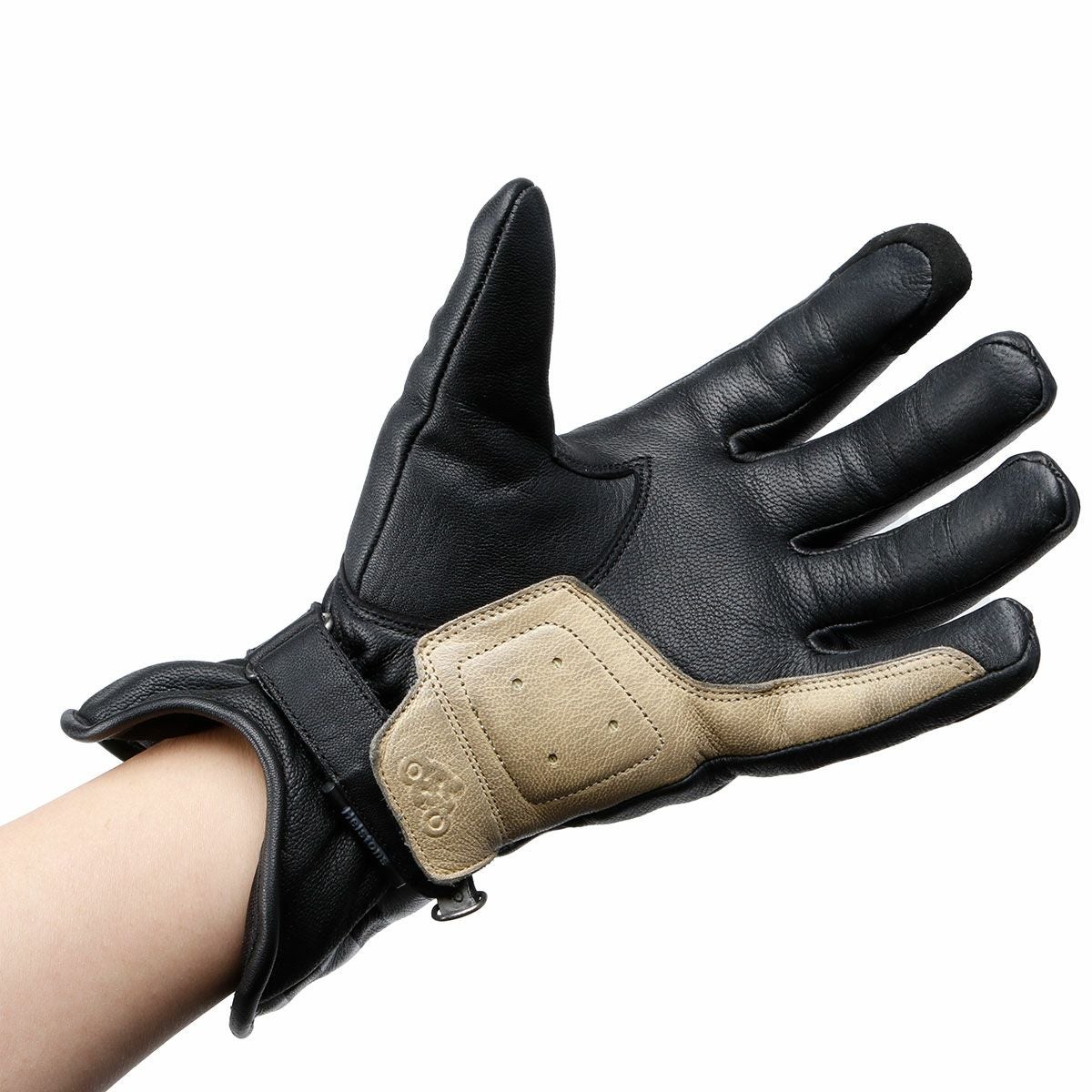 helstons｜スティーブ ウィンターグローブ｜ウィンター｜ブラック｜モデル着用