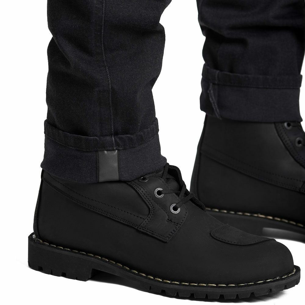 PANDO MOTO｜ボス DYN 01｜デニム｜ブラック｜モデル着用