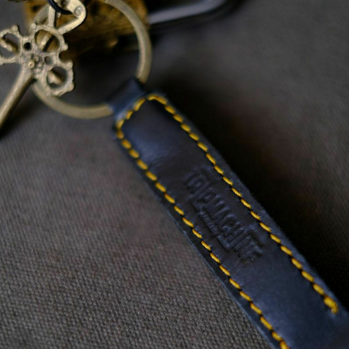 Trip Machine｜クラシック キーリング｜キーホルダー｜ブラック