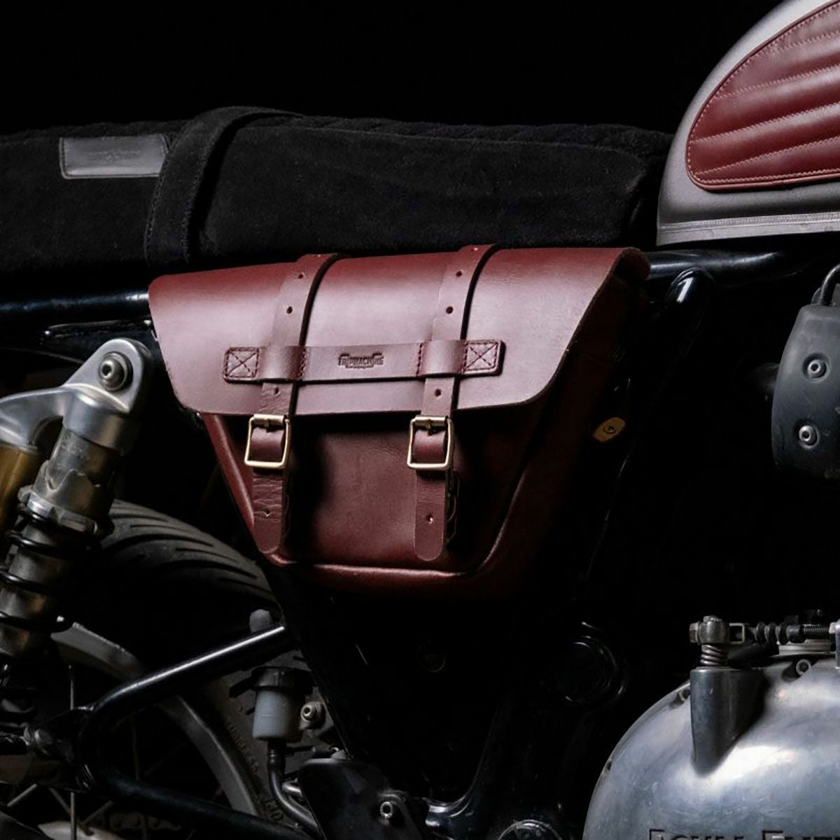 Trip Machine｜ウィングマン サイド パネル （左右ペア）｜サイドバッグ｜チェリーレッド｜使用イメージ