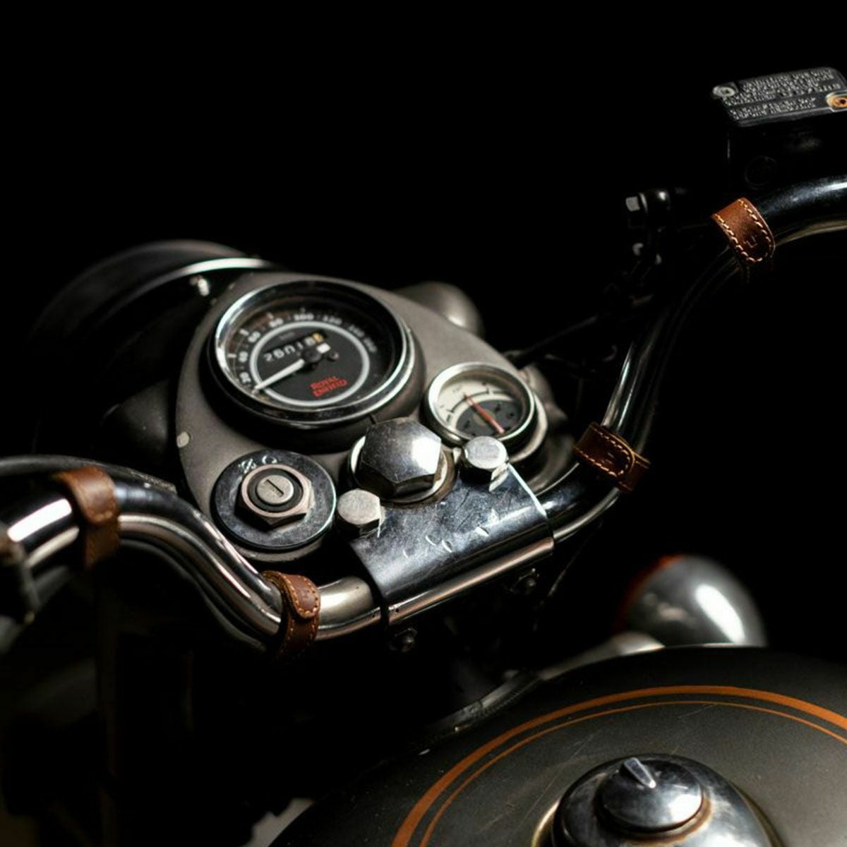 Trip Machine｜ケーブル ラップ｜その他雑貨｜タバコブラウン