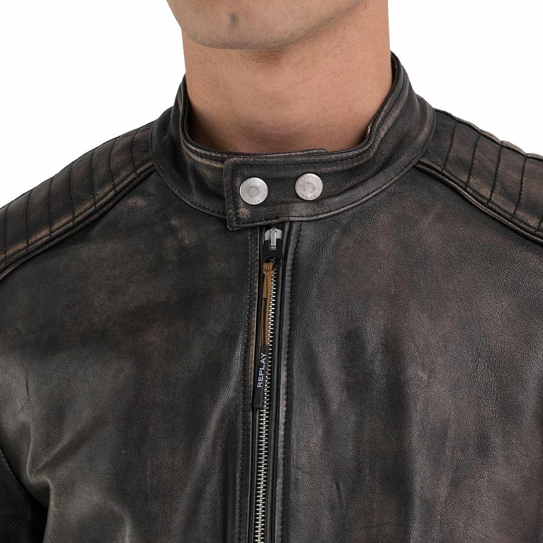 Replay｜シープレザースプレーペイントジャケット｜レザー｜ライトブラウン/ブラック｜モデル着用