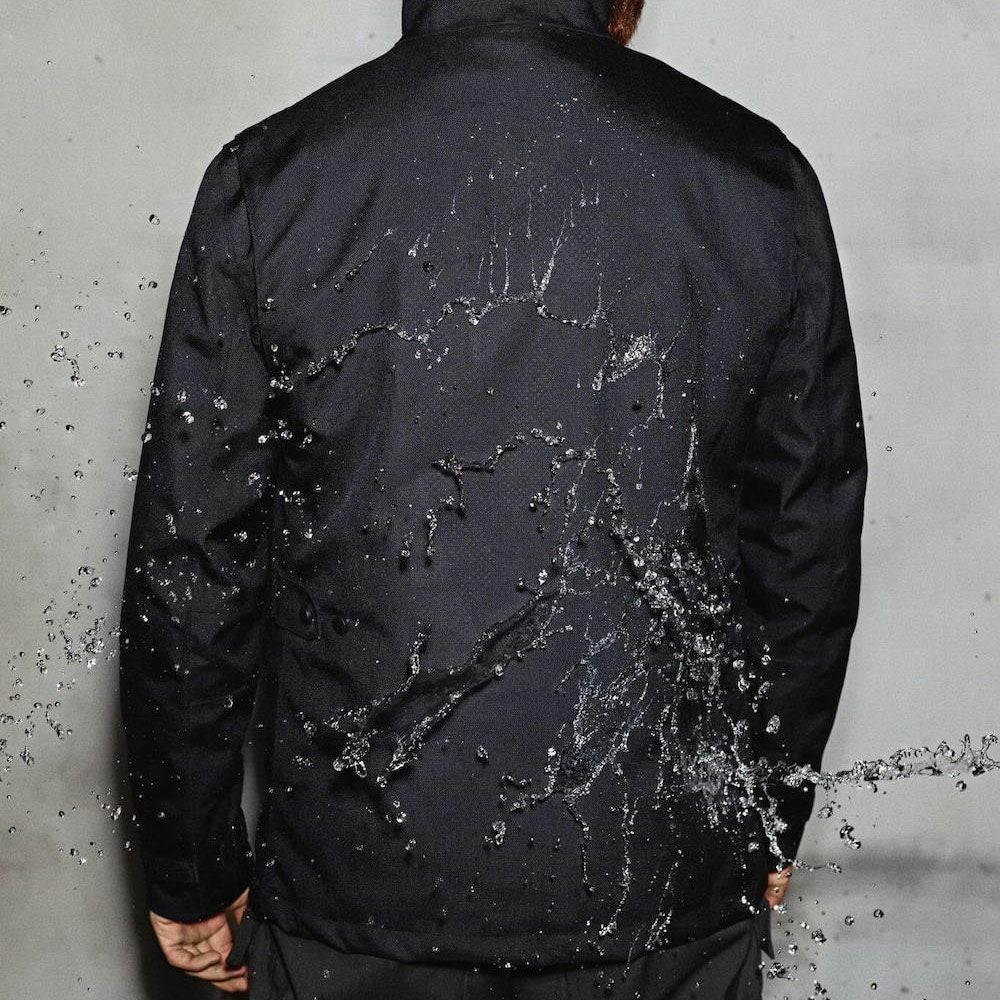 PANDO MOTO｜M65 WP ジャケット ｜ファブリック｜ブラック｜モデル着用