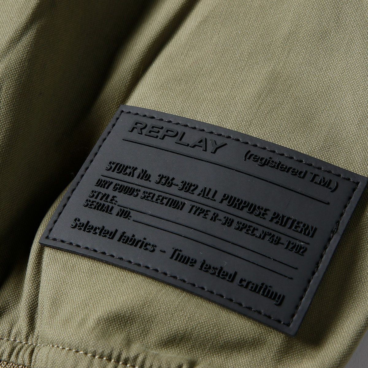 Replay｜フルジップ ボンバージャケット ウィズ アップリケ｜ファブリック｜ライトミリタリー