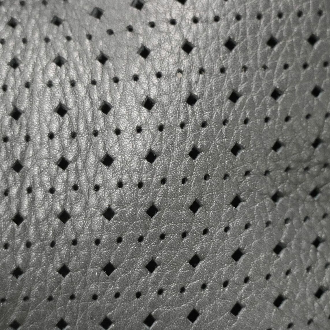 SHINICHIRO ARAKAWA｜エット 23｜サマー｜ブラック×レッド