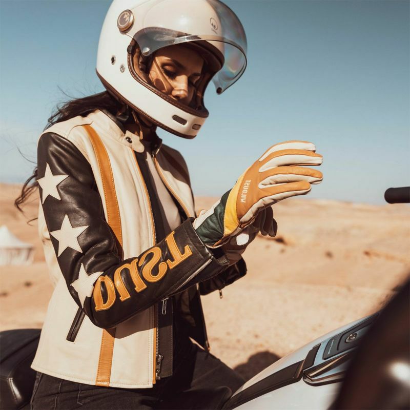 WILDUST｜スター ＆ ストライプ レザー ジャケット｜レザー｜カーキ｜モデル着用