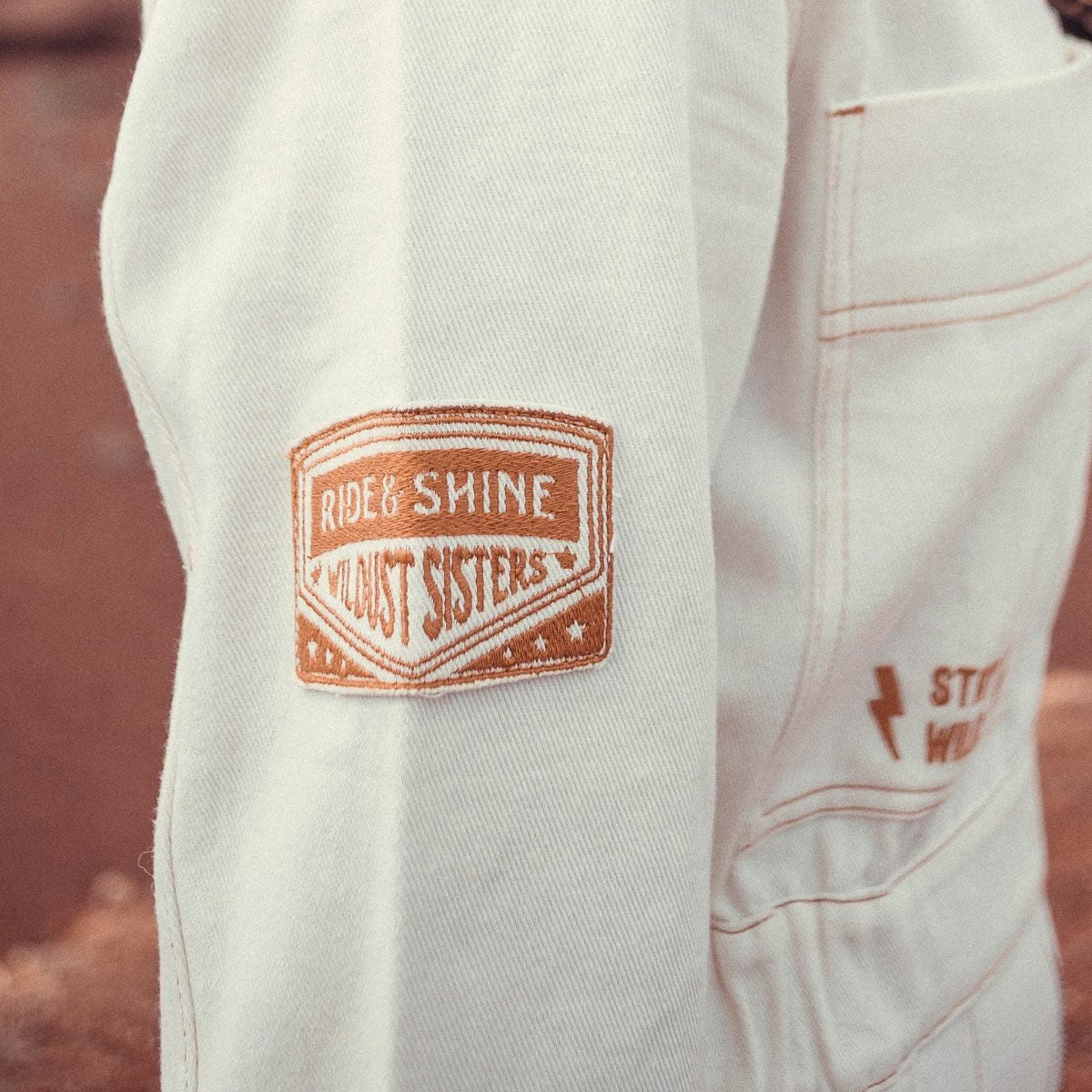 WILDUST｜アビエーター オーバーオール｜エクリュ｜モデル着用