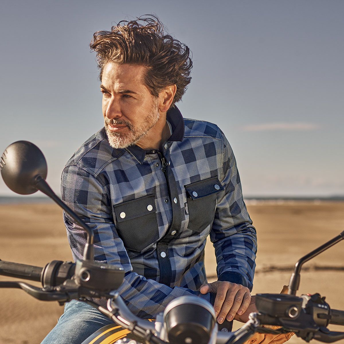 SEGURA｜ヨハン｜メッシュ｜グレー×ブラック｜モデル着用