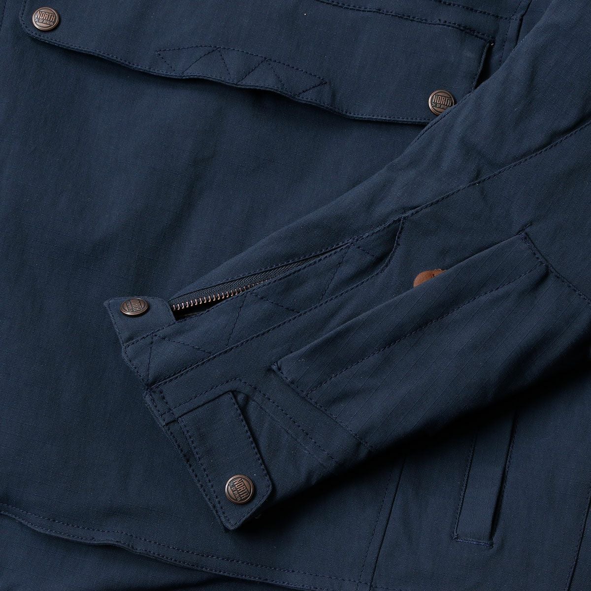 North of Berlin｜ライディング ノース アノラク｜ファブリック｜ネイビー