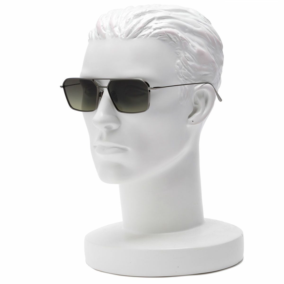 BRETT｜SHELBY SUN｜サングラス｜ガン｜着用