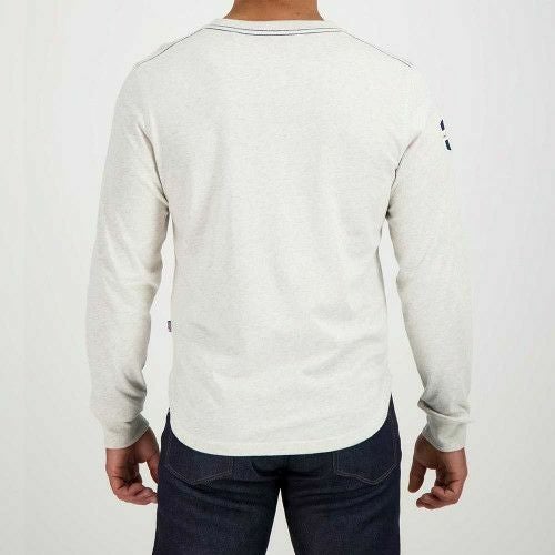 Steve McQueen｜ル・マン 24H スティーブ・マックィーン HENLEY ロングスリーブ Tシャツ｜ロングスリーブ｜エクリュヘザー｜モデル着用