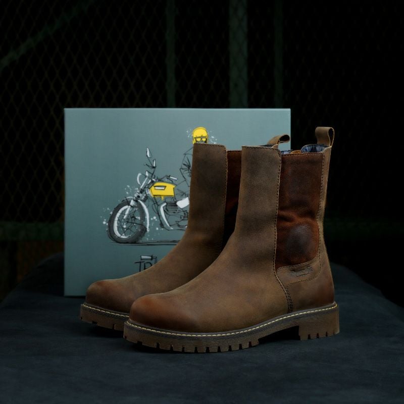 Trip Machine｜ブーツ チェルシー｜ブーツタイプ｜ラスティラングラ－｜モデル着用