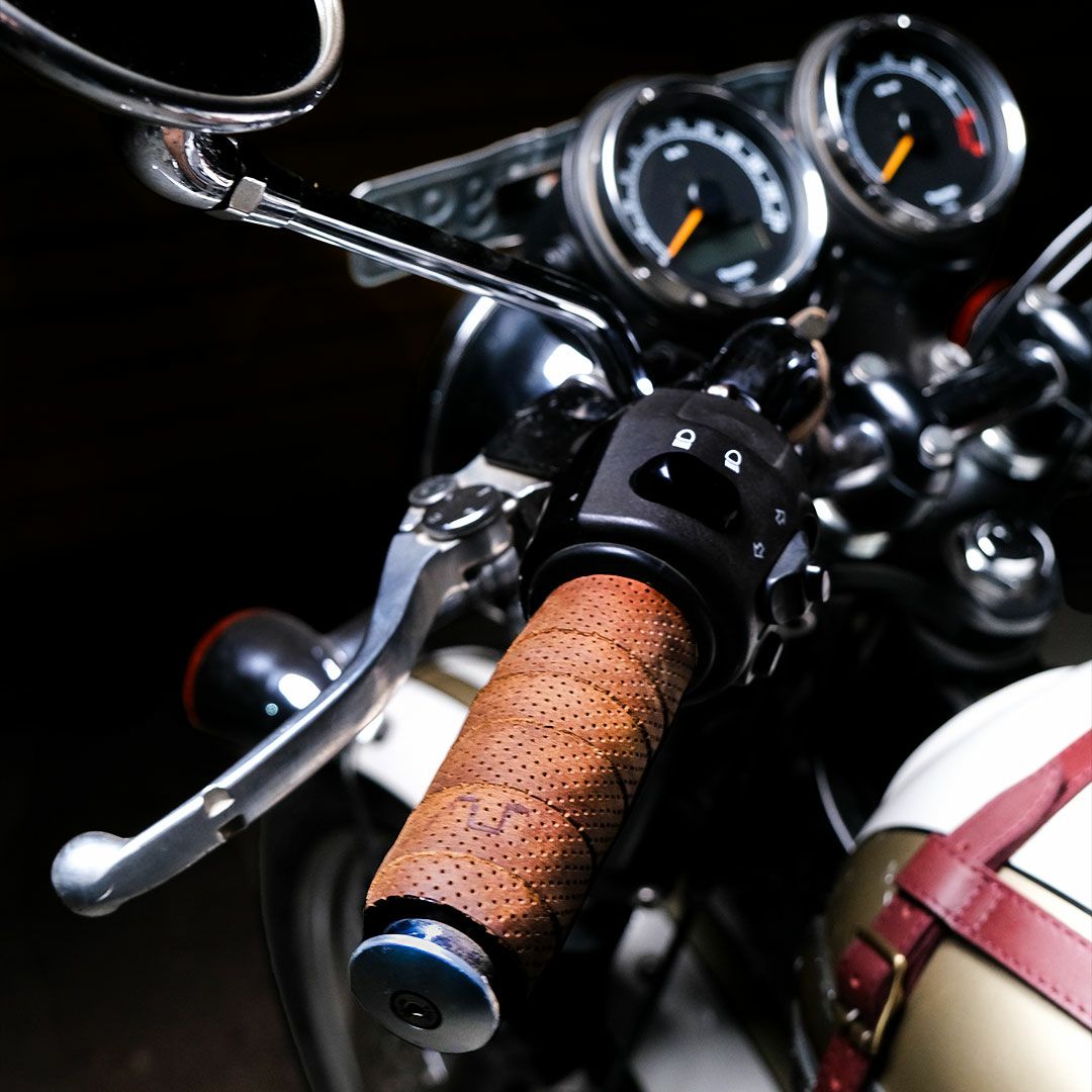 Trip Machine｜グリップ ラップ パーフォレイテッド｜その他雑貨｜タバコブラウン｜使用イメージ