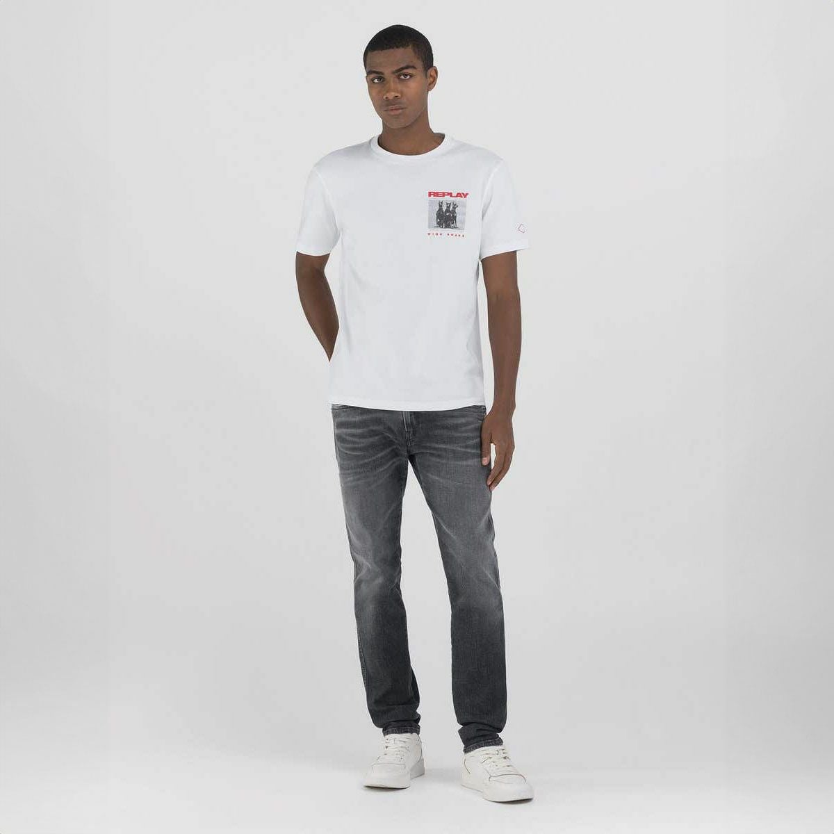 Replay｜モーターサイクル ドッグ プリント Ｔシャツ｜ホワイト｜モデル着用