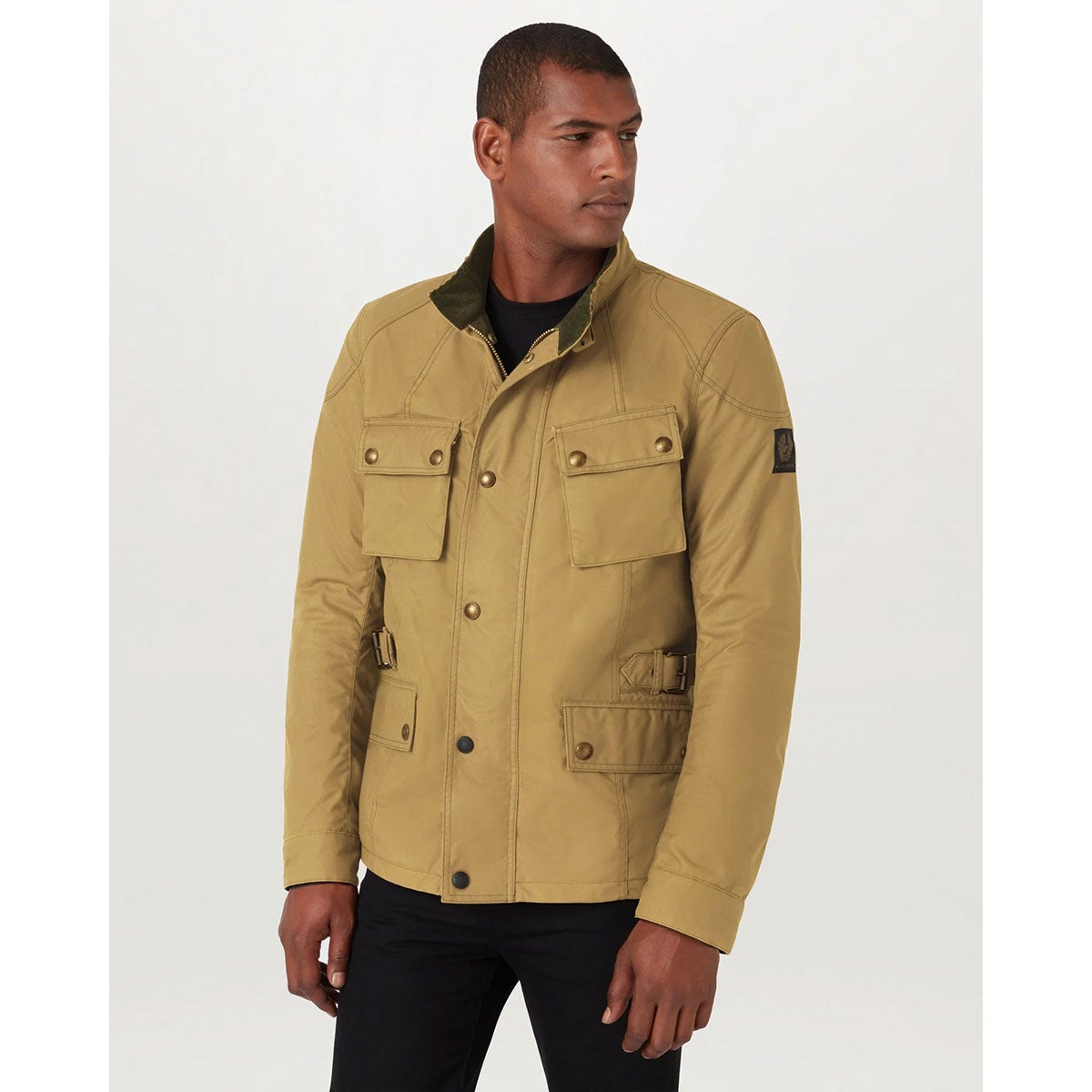 BELSTAFF｜クロスビー モーターサイクル ジャケット｜ファブリック｜サンド｜モデル着用