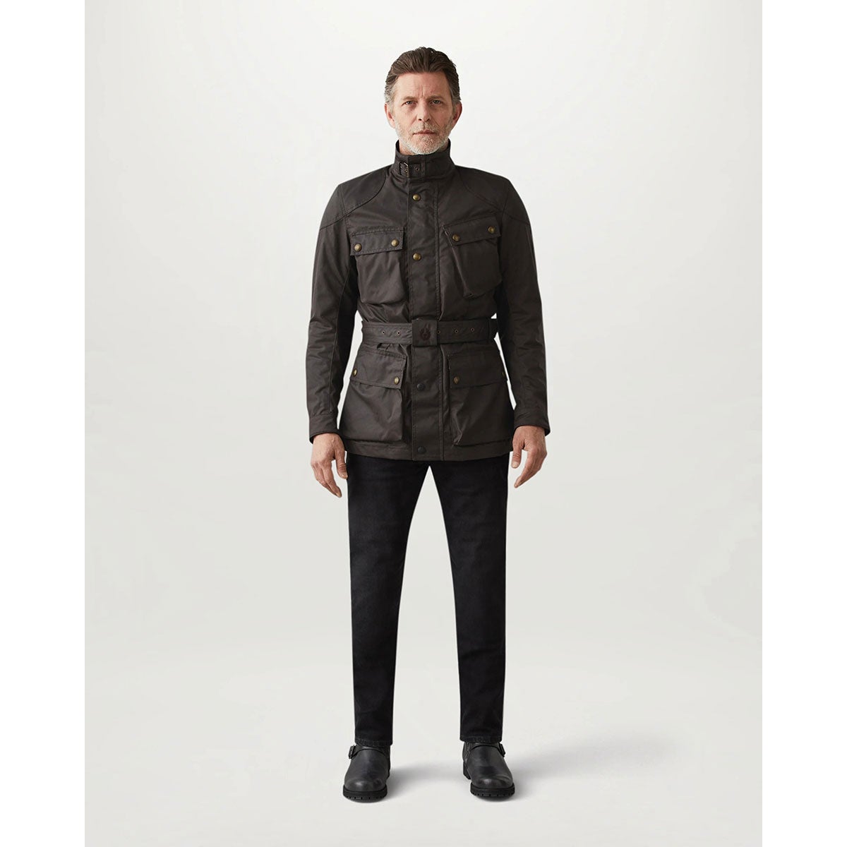 BELSTAFF｜トライアルマスター モーターサイクル ジャケット｜ファブリック｜マホガニー｜モデル着用