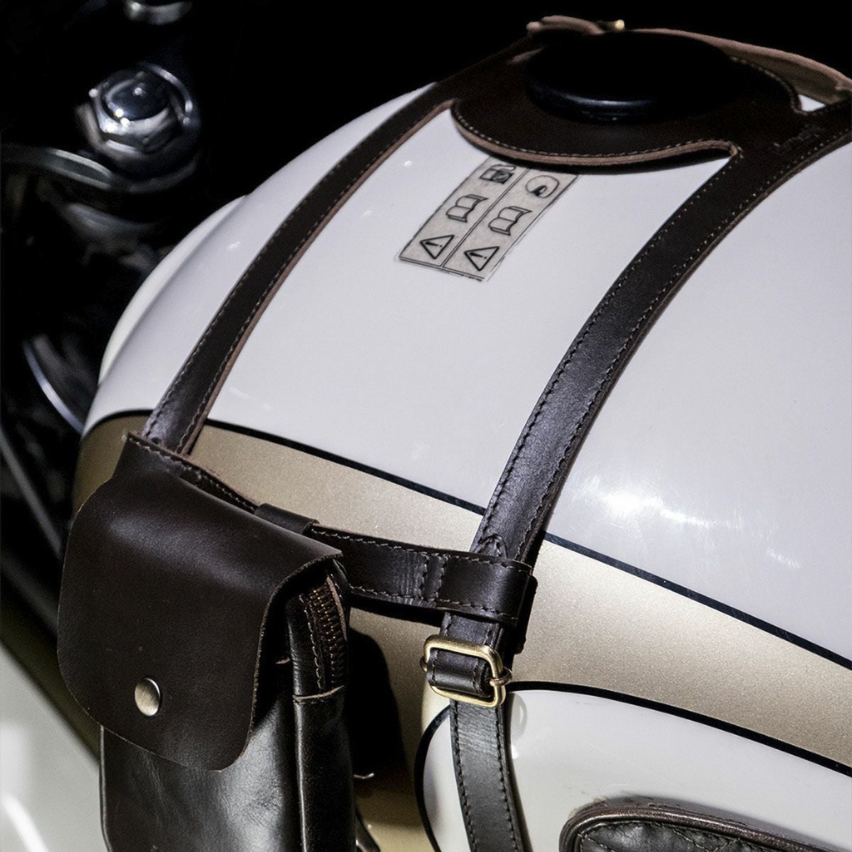 タンク ストラップ（ライトサイドキャップ用） | モトーリモーダ公式