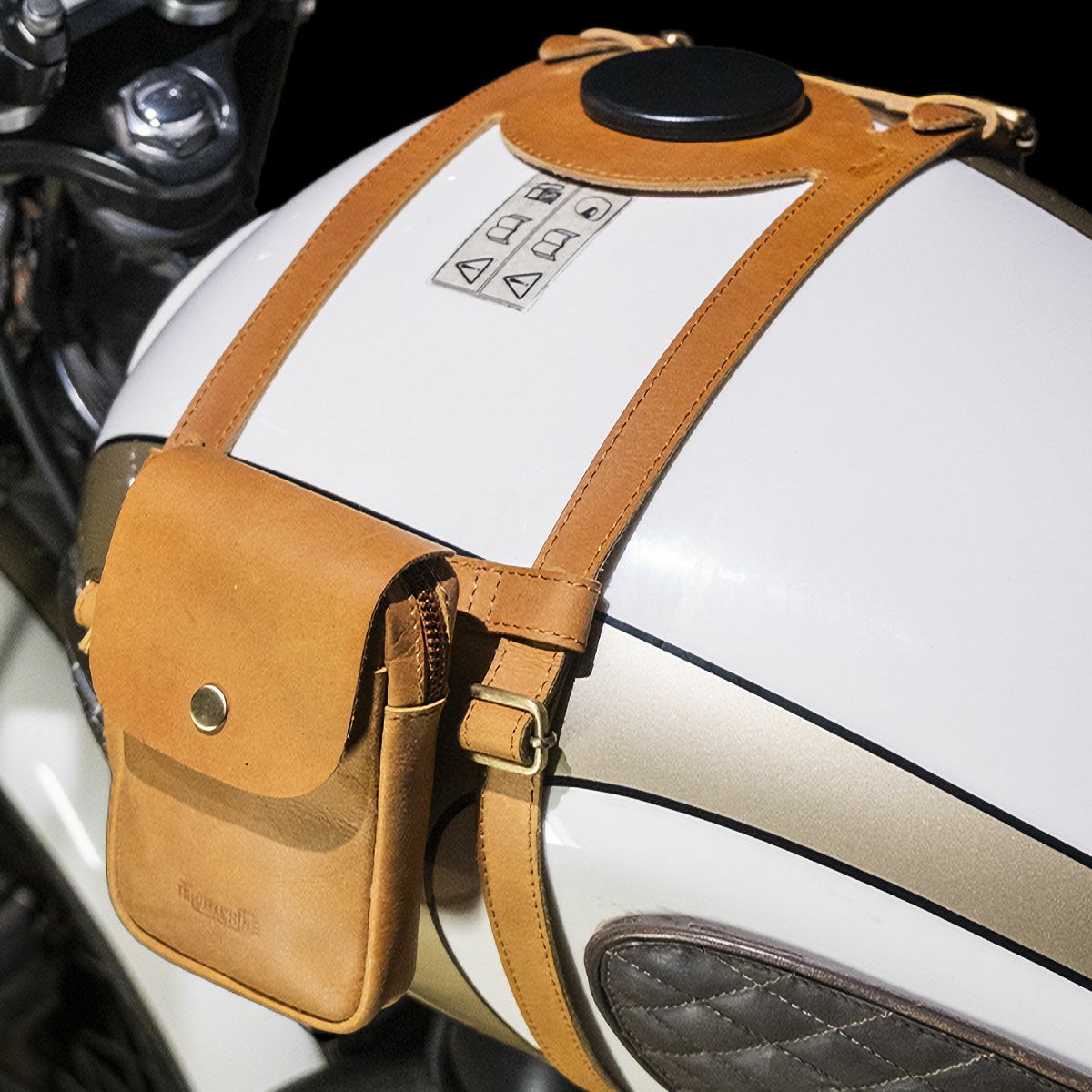 Trip Machine｜ユーティリティ ポーチ｜その他バッグ｜ヴィンテージタン｜使用イメージ