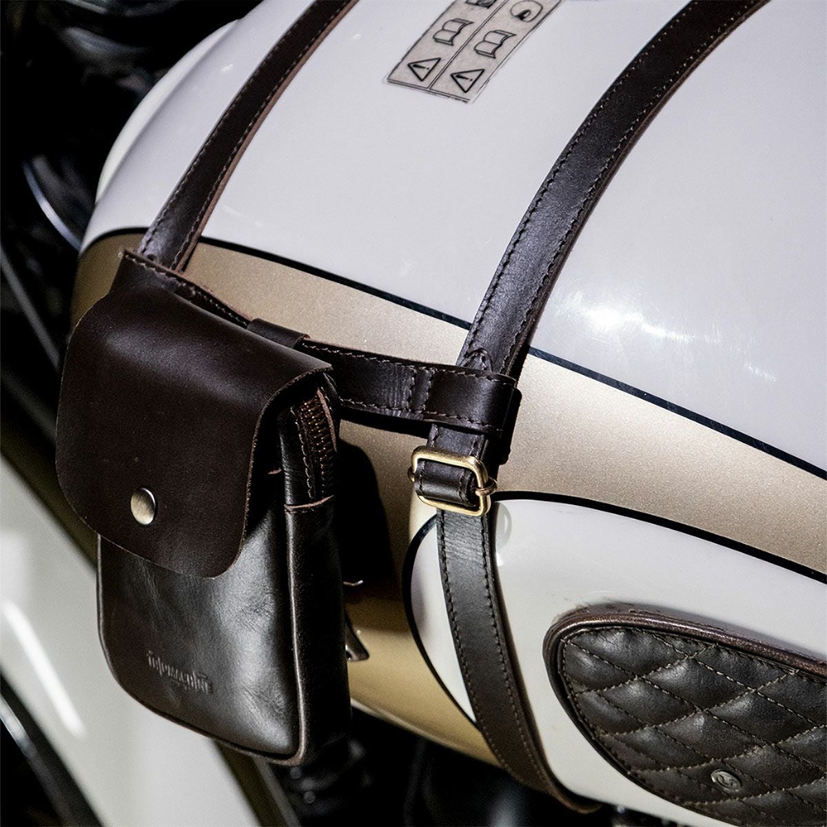 Trip Machine｜ユーティリティ ポーチ｜その他バッグ｜カフェイン｜使用イメージ