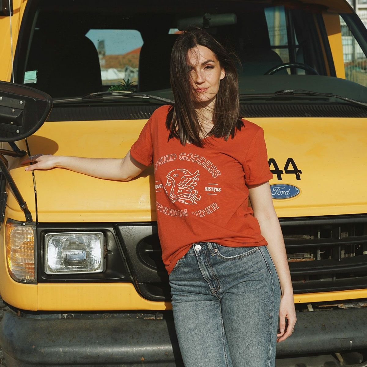 WILDUST｜ワイルド ゴッデス Tシャツ｜レッド｜モデル着用WILDUST｜ワイルド ゴッデス Tシャツ｜レッド｜モデル着用