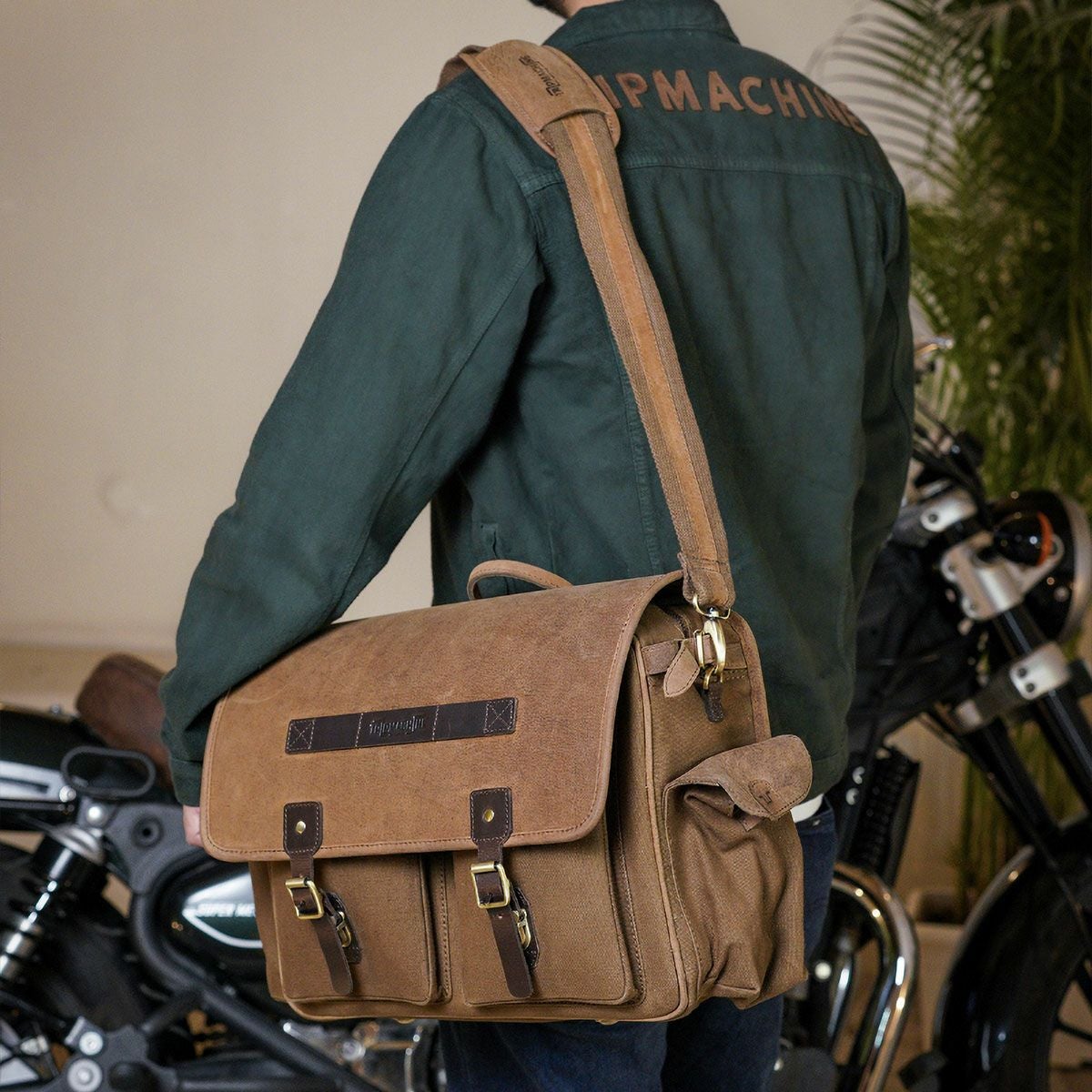 Trip Machine｜エクスペディション サドルバッグ （左右ペア）｜サイドバッグ｜ブラウン×タバコ｜使用イメージ